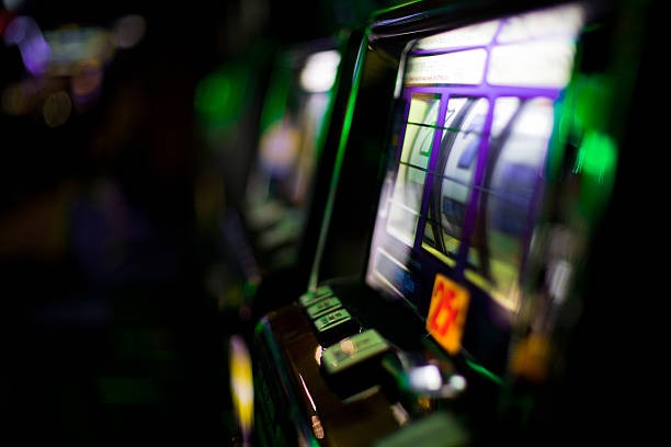 Evolution Gaming live dealer table interface on gacor 889 platform